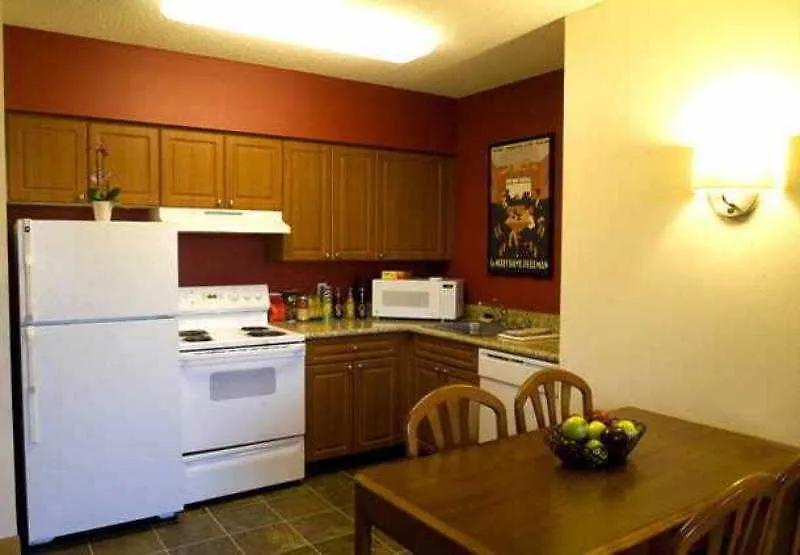 Residence Inn Portland Downtown/Riverplace 3*,