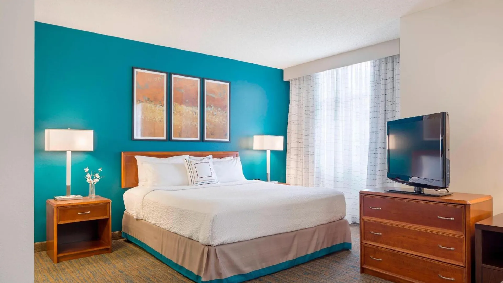 Residence Inn Portland Downtown/Riverplace 3*,
